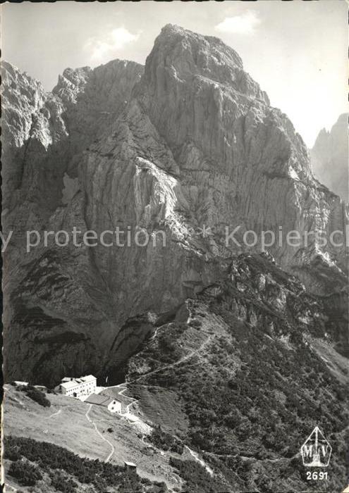 Wilder Kaiser Stripsenjoch Haus Totenkirchl