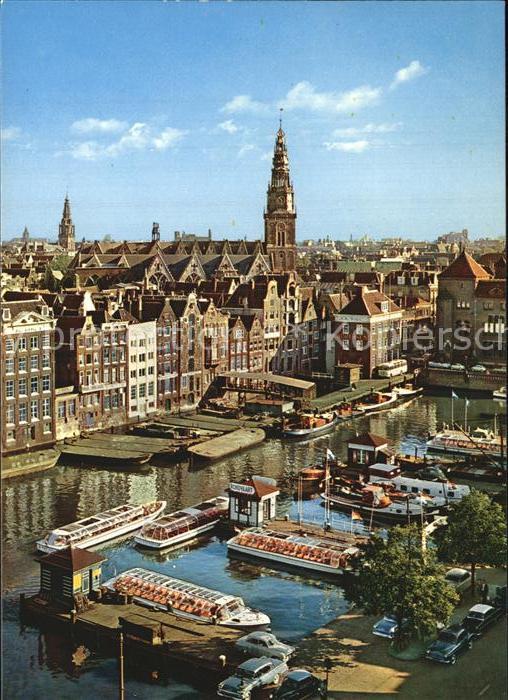 Amsterdam Niederlande Rondvaartboten bij Damrak Hafen Stadtblick