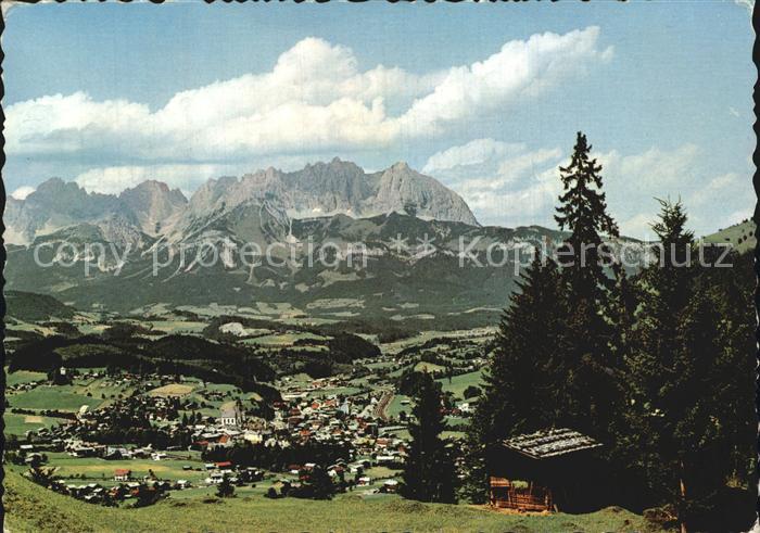 Kitzbuehel Tirol mit Wildem Kaiser