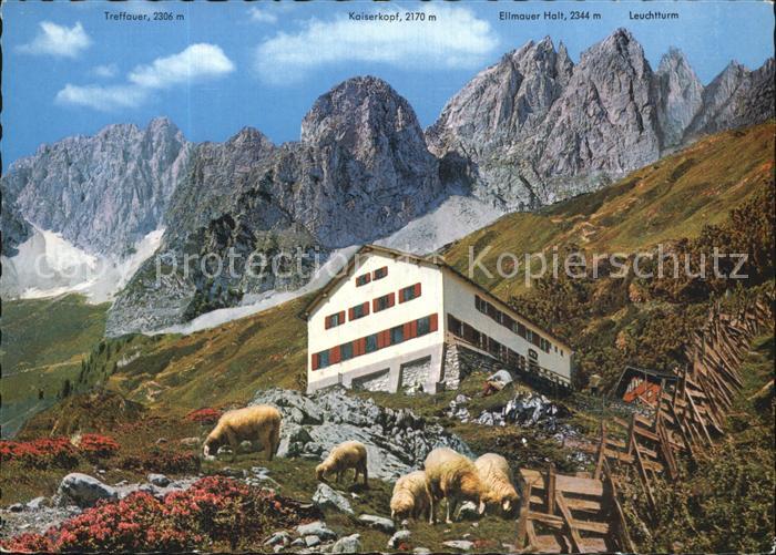 Gruttenhuette mit Wildem Kaiser