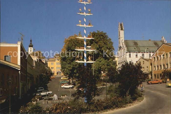 Grafenau Niederbayern Stadtplatz mit altem Rathaus