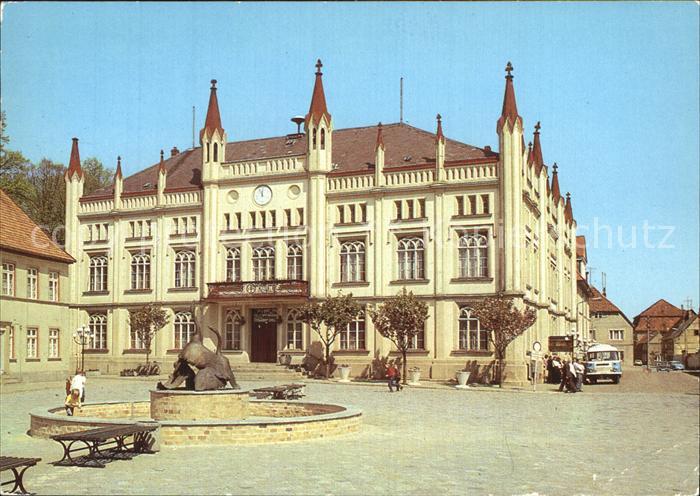 Buetzow Rathaus Brunnen