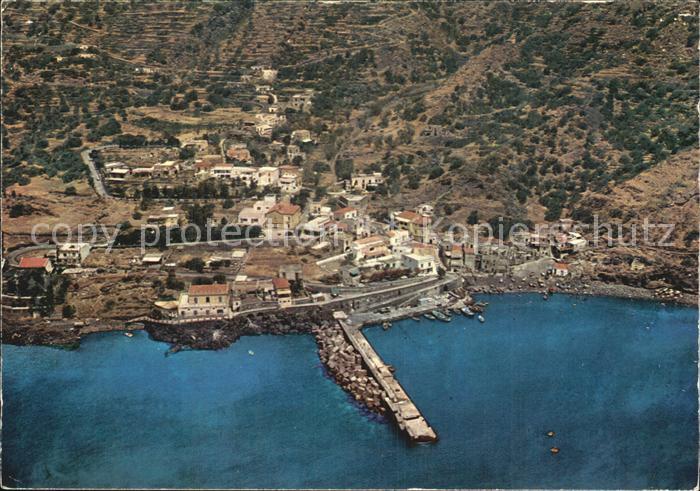 Eolie Isola di Salina Rinella vista dall aereo
