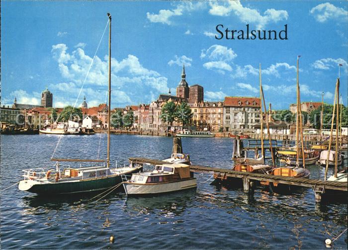 Stralsund Mecklenburg Vorpommern Blick auf den Hafen Bootsanleger Verlag Bild un