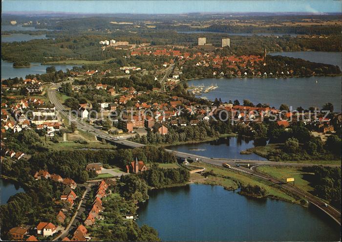 Ploen See Luftaufnahme Holsteinische Schweiz