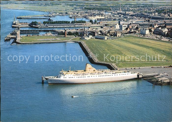 Cuxhaven Nordseebad Luftaufnahme Faehrhafen MS Jupiter