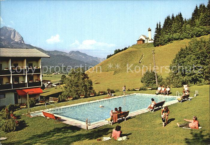Ellmau Tirol Hotel Kaiserblick Swimming Pool Blick zum Kaisergebirge