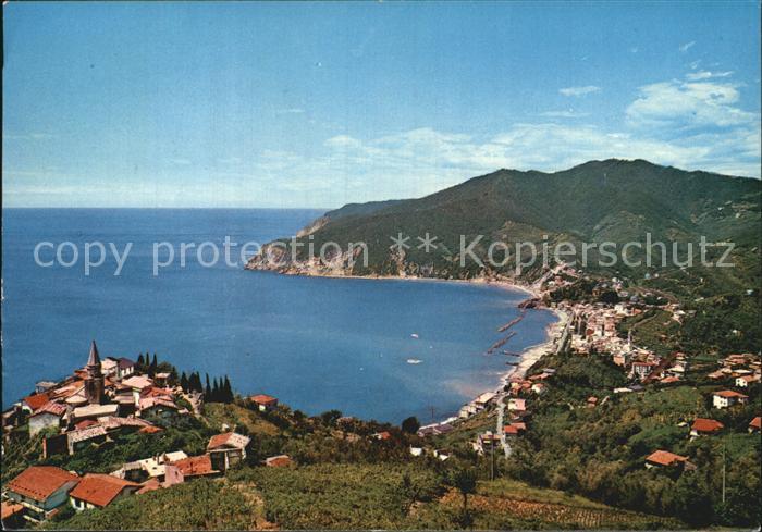 Moneglia Liguria Panorama con Lemeglio
