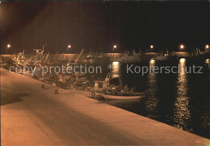 Giulianova Lungomare Strandpromenade Nachtaufnahme