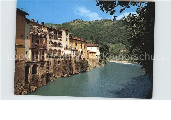 Bagni di Lucca Case sulla Lima Haeuserpartie am Fluss