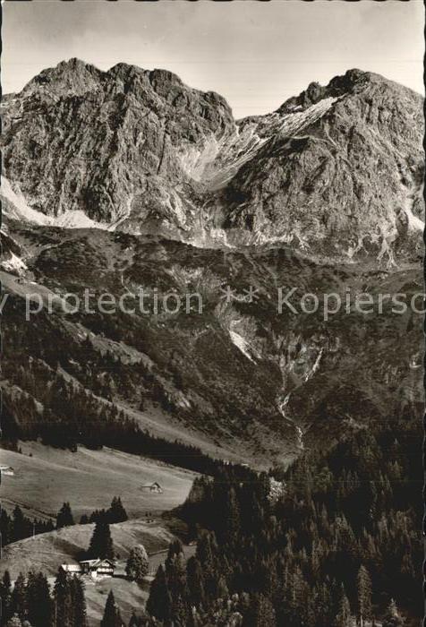 Mittelberg Kleinwalsertal Alpengasstaette Bergheim