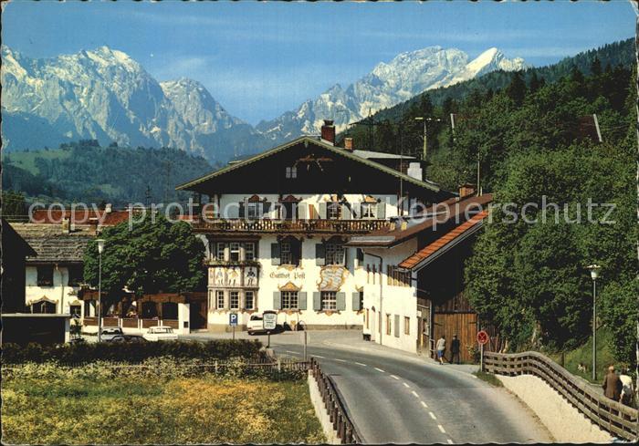 Wallgau Gasthof Post mit Wetterstein Hochblassen und Alpspitze