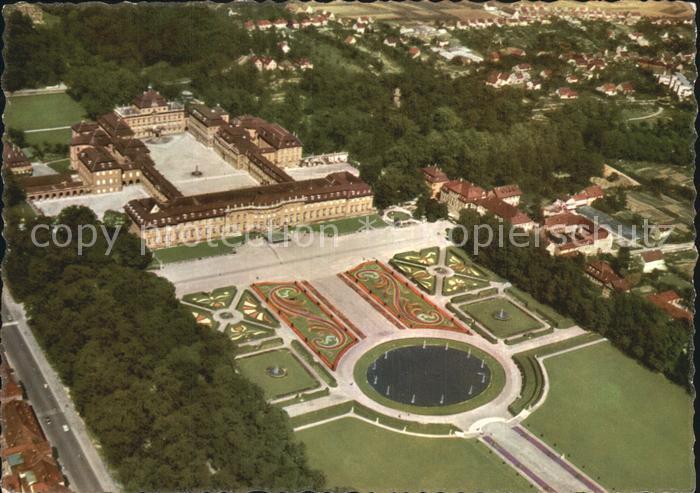 Ludwigsburg Wuerttemberg Schloss Ludwigsburg mit Gartenschau Bluehendes Barock F