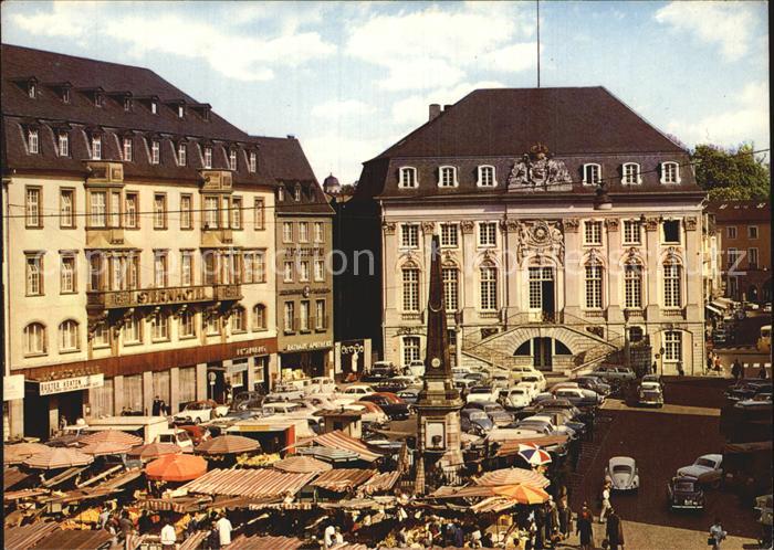 Bonn Rhein Markt und Rathaus