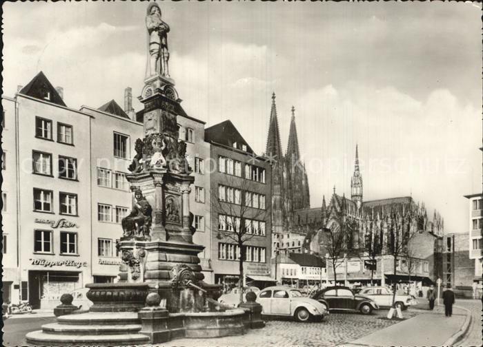Koeln Rhein Alter Markt Brunnen Denkmal