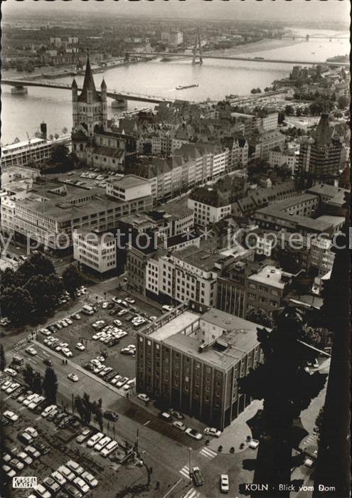 Koeln Rhein Blick vom Dom auf Altstadt mit St Martin und Rheinbruecken