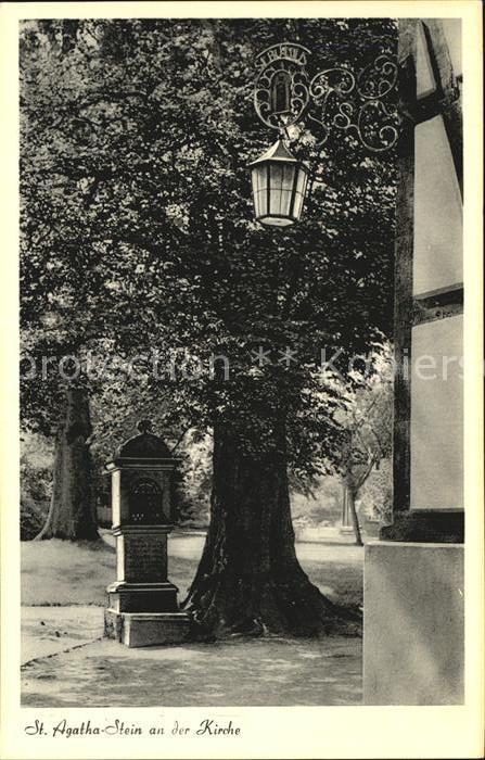 Agatha Sankt an der Kirche Denkmal