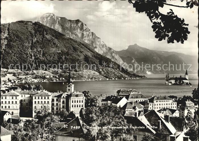 Traunsee Teilansicht Gmurden mit See