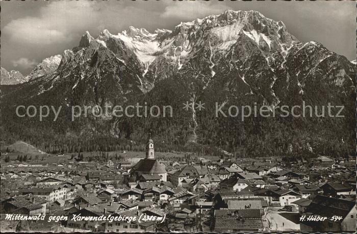 Mittenwald Bayern mit Karwendelgebirge