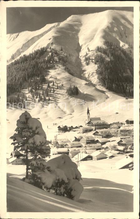 Berwang Tirol mit Hoenig