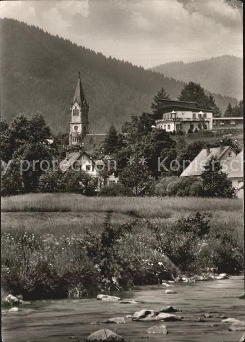 Mitteltal Schwarzwald Partie am Fluss Kirche Hoehenluftkurort und Wintersportpla