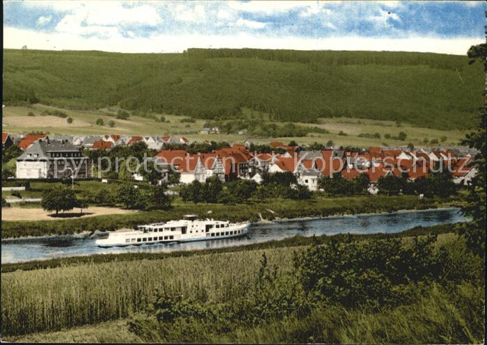 Vaake Blick ueber die Weser Dampfer