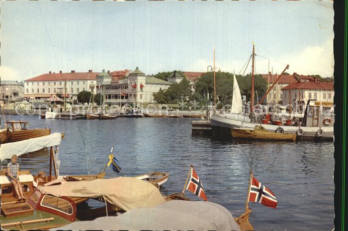 Stroemstad Soedra Hamnen med Restaurant Skagerack