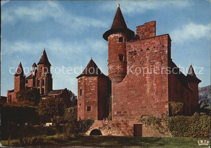 Collonges-la-Rouge Tours de L_eglise