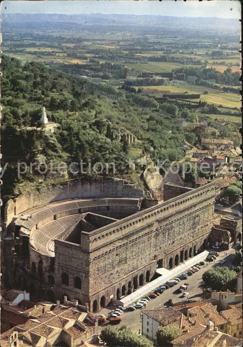 Orange Vaucluse Fliegeraufnahme antikes Freilichttheater