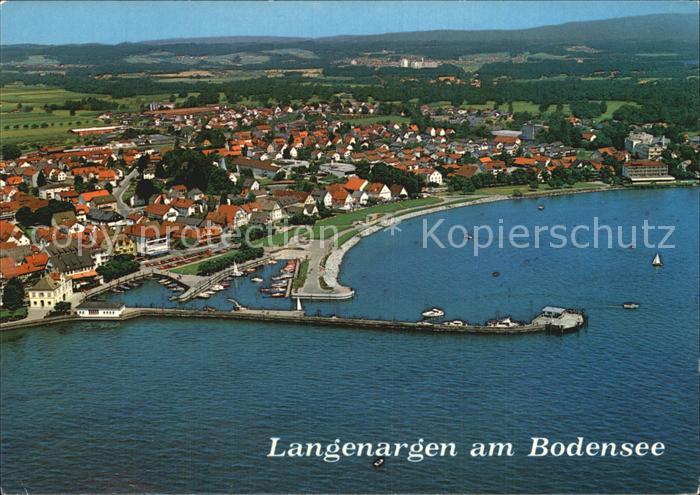 Langenargen Bodensee Fliegeraufnahme mit Uferpromenade