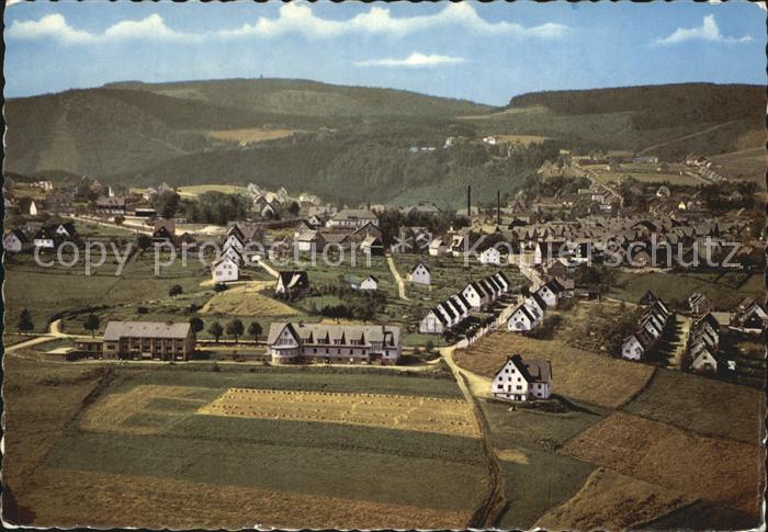 Winterberg Hochsauerland Fliegeraufnahme mit Astenturm und Bobhaus