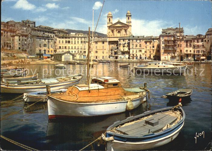 Bastia Hafenpartie mit Kirche