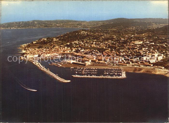 Saint Tropez Var Fliegeraufnahme mit Hafen
