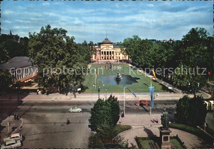 Wiesbaden Kaiser-Friedrichplatz mit Kurhaus