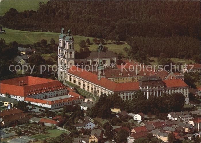 St Florian Fliegeraufnahme Barockes Augustiner Chorherrenstift St. Florian