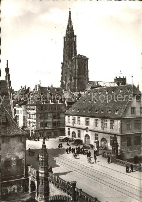 Strasbourg Alsace Pont au Corbeau et la Cathedrale