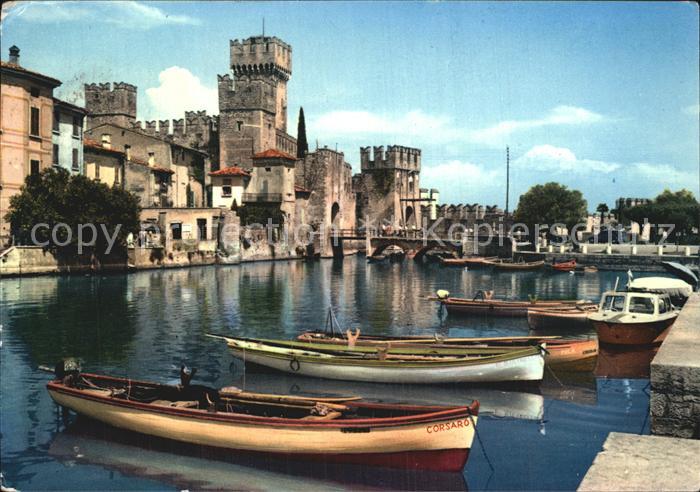 Sirmione Lago di Garda Partie am Hafen Schloss