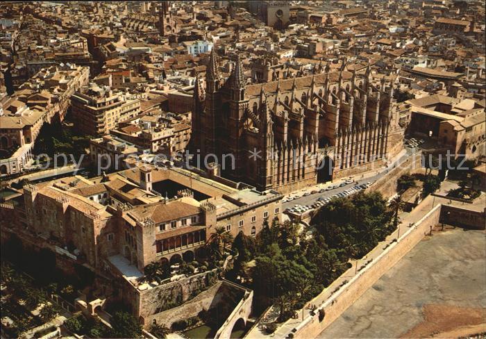 Palma de Mallorca Kathedrale Fliegeraufnahme
