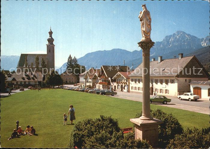 Anger Chiemgau Dorfplatz Mariensaeule Hochstaufen