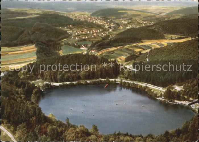 Daun Eifel FliegeraufnahmeWaldCafe am Gemuender Maar