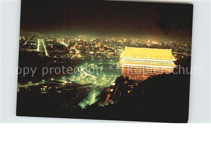 Taipei Teilansicht bei Nacht Grand Hotel