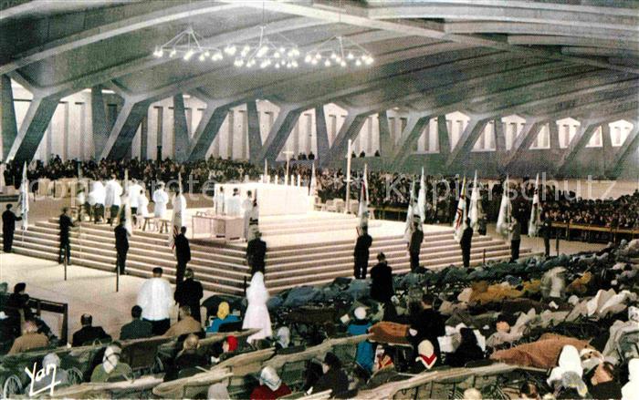 Lourdes Hautes Pyrenees Interieur de la Basilique St Pie
