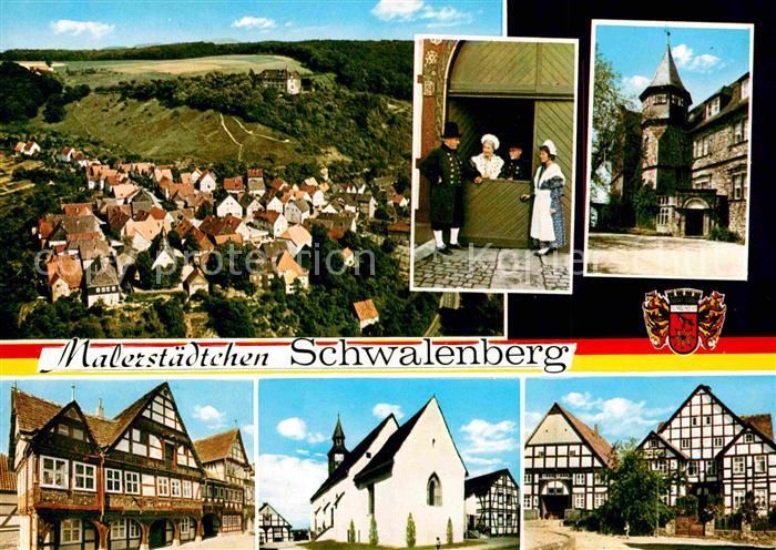 Schwalenberg Panorama Trachten Fachwerkhaeuser Kirche