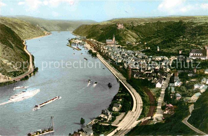 Oberweser Hessen Panorama Blick ueber das Rheintal