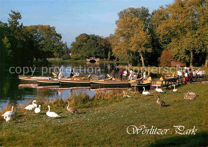 Woerlitz Gondelstation im Woerlitzer Park Schwaene