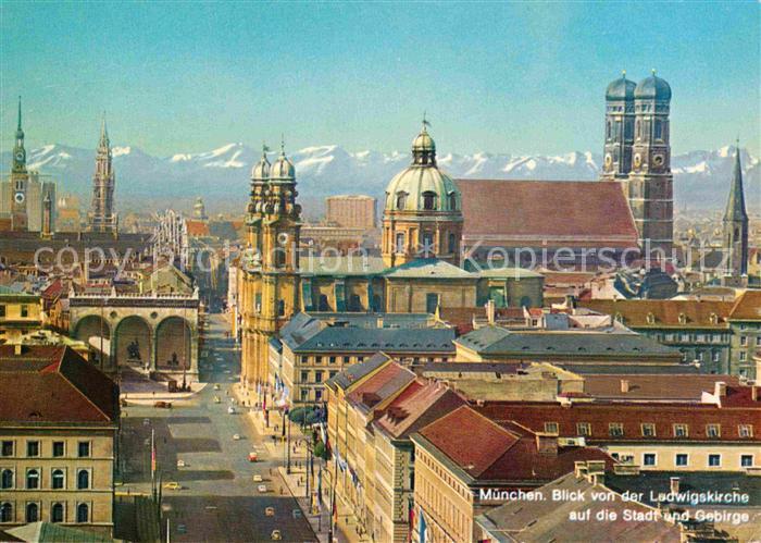 Muenchen Bayern Blick von der Ludwigskirche