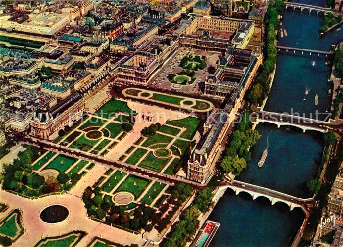 Paris Tuileries Carrousel Louvre et la Seine