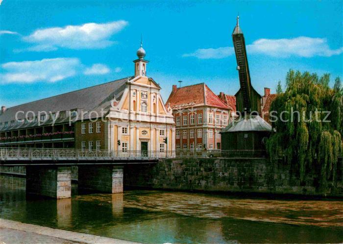 LueNEBURG  CITY Altes Kaufhaus Kran