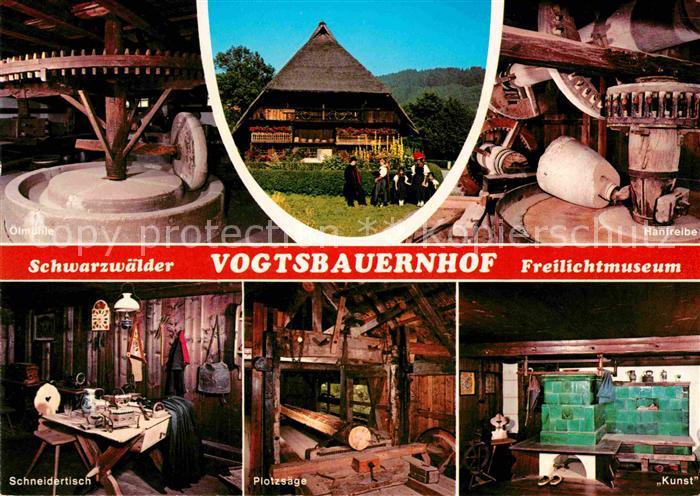 Gutach Schwarzwald Freilichtmuseum Schneidertisch Plotzsaege Kunst Hanfreibe