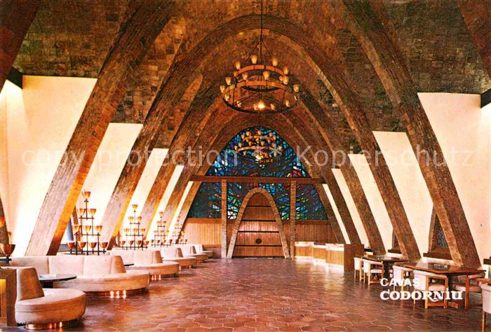 Sant Sadurni d Anoia Cavas Codorniu Sala de recepcion Puig y Cadafalch Monumento